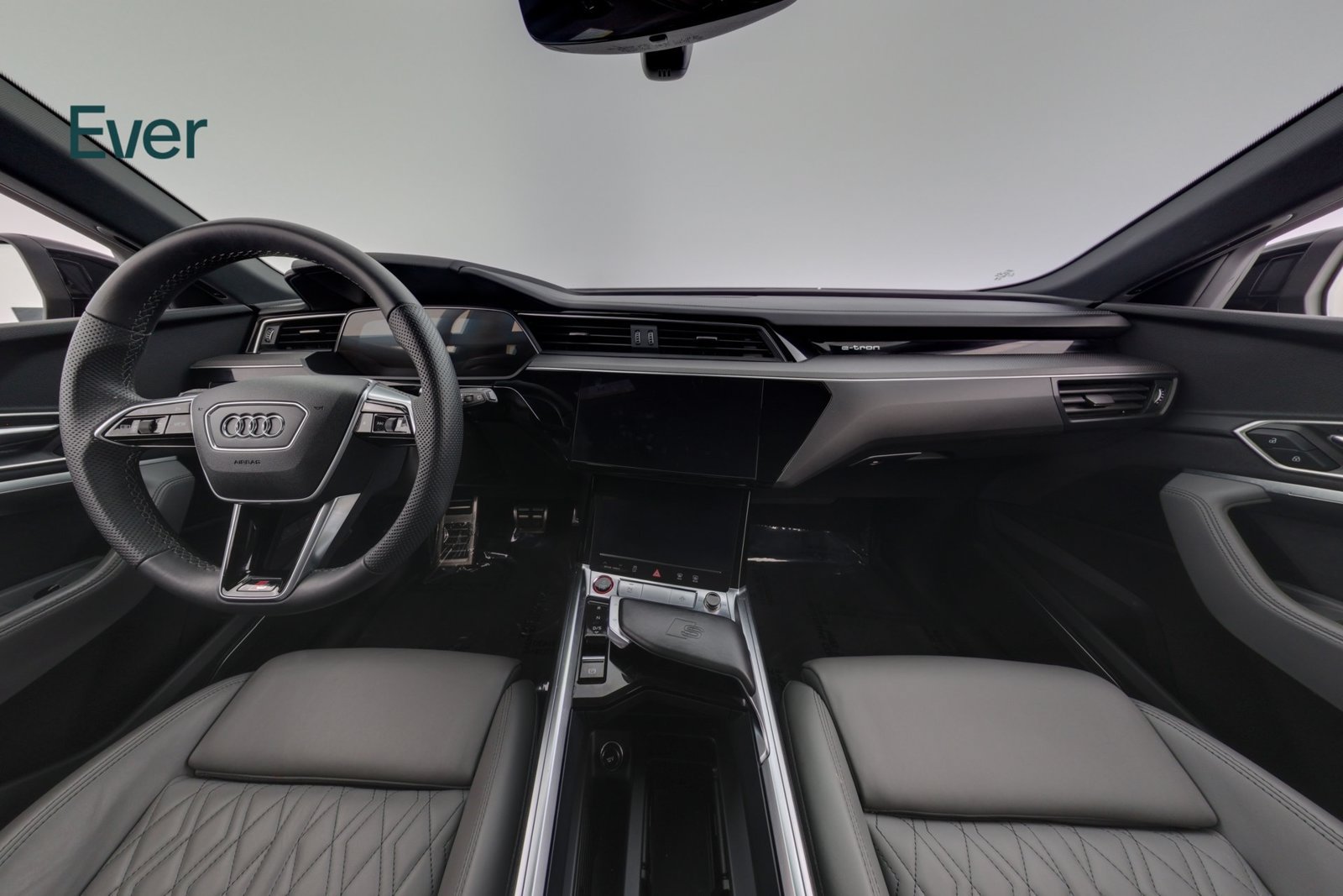 Used 2024 Audi SQ8 e-tron Premium Plus w/ Black Optic Package AWD/4WD image 26