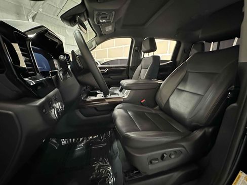 Used 2023 GMC Sierra 1500 Elevation w/ Elevation Premium Package AWD/4WD image 28