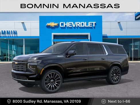 New 2026 Chevrolet Suburban High Country image 3