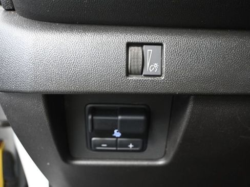 Used 2023 Chevrolet Colorado W/T w/ WT Convenience Package II AWD/4WD image 31