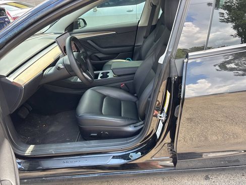 Used 2022 Tesla Model 3 Long Range AWD/4WD image 8