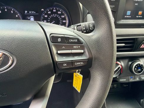 Used 2019 Hyundai Kona SE FWD image 16