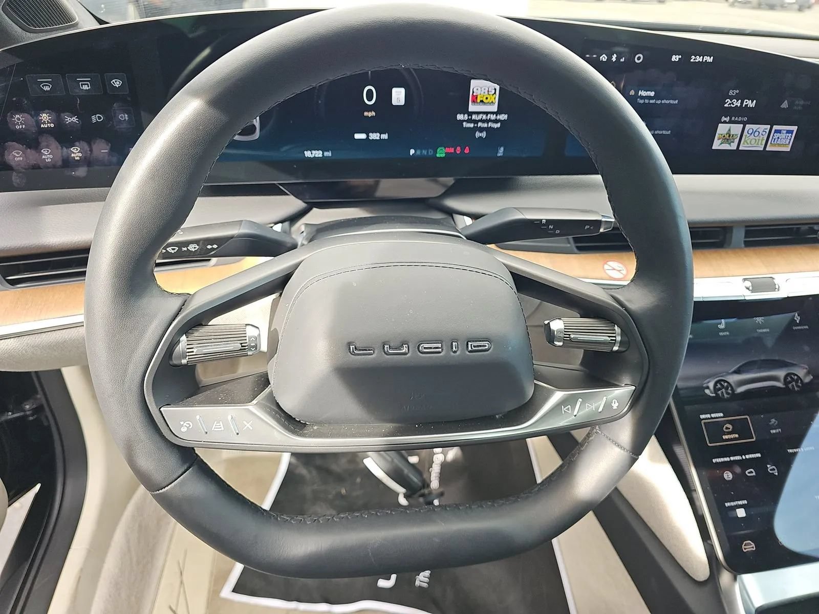 Used 2025 Lucid Air Touring AWD/4WD image 3