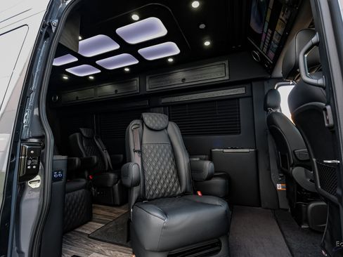 Used 2025 Mercedes-Benz Sprinter 3500 image 66