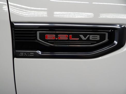 Used 2025 GMC Sierra 1500 AT4 w/ Technology Package image 51