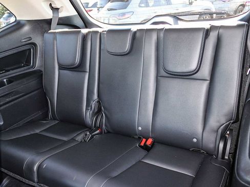 Used 2023 Subaru Ascent Touring image 19