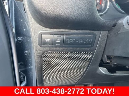 Used 2016 Jeep Wrangler Unlimited Rubicon w/ Connectivity Group AWD/4WD image 30