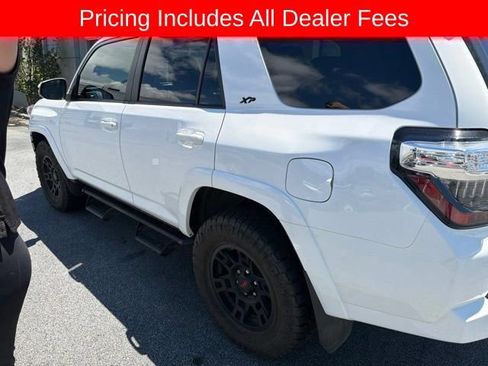 Used 2024 Toyota 4Runner SR5 Premium w/ Moonroof Package AWD/4WD image 16