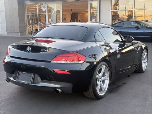 Used 2015 BMW Z4 sDrive35i image 5
