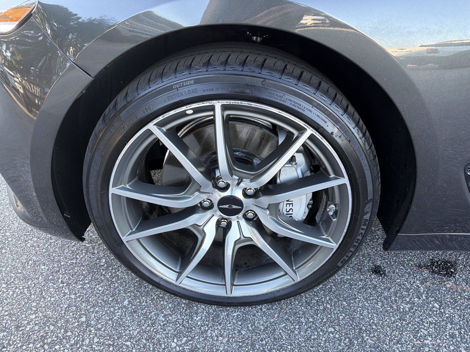 Used 2025 Genesis G70 2.5T RWD image 10