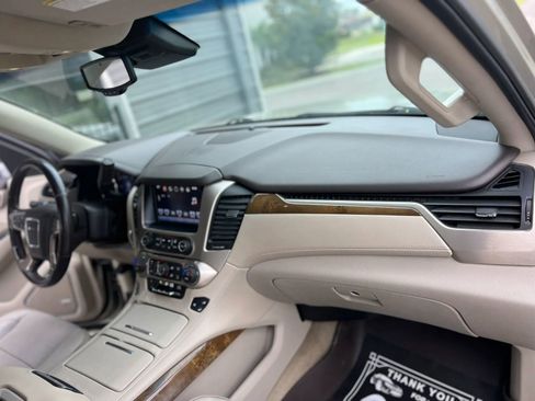 Used 2016 GMC Yukon XL Denali w/ Open Road Package RWD image 15