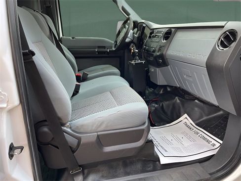 Used 2015 Ford F550 4x4 Crew Cab Super Duty image 14