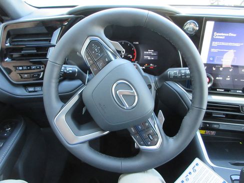 New 2026 Lexus TX 350 AWD image 37