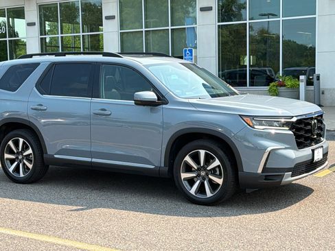Certified 2023 Honda Pilot Elite image 1