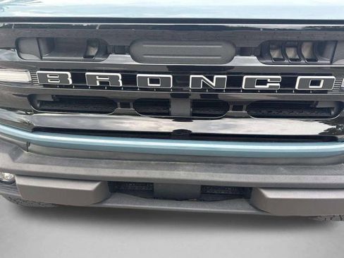 Used 2022 Ford Bronco Outer Banks w/ Sasquatch Package AWD/4WD image 40