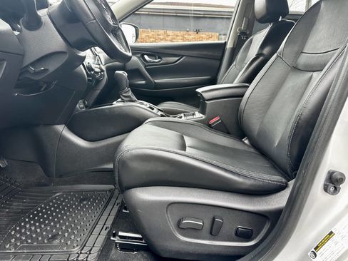 Used 2018 Nissan Rogue SL image 12