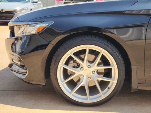 Used 2020 Honda Accord Sport image 8