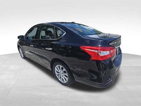 Used 2018 Nissan Sentra SV FWD image 3