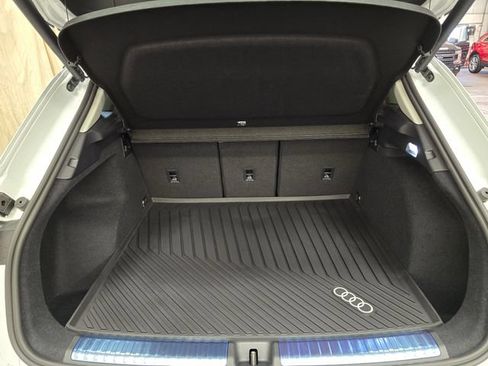 New 2026 Audi Q3 quattro 2.0T AWD/4WD image 32