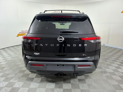 New 2026 Nissan Pathfinder SL w/ SL Premium Package