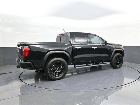 Used 2024 GMC Canyon Denali w/ LPO, Denali Black Edition image 15