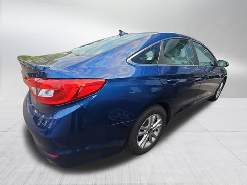 Used 2016 Hyundai Sonata SE FWD image 4