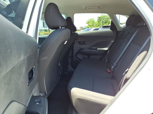 Used 2024 Hyundai Kona SEL FWD image 11