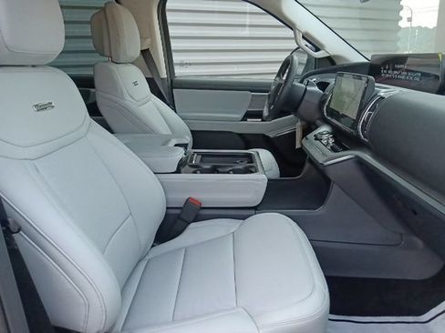 New 2027 Ford Expedition Max Platinum w/ Driver's Package AWD/4WD image 39