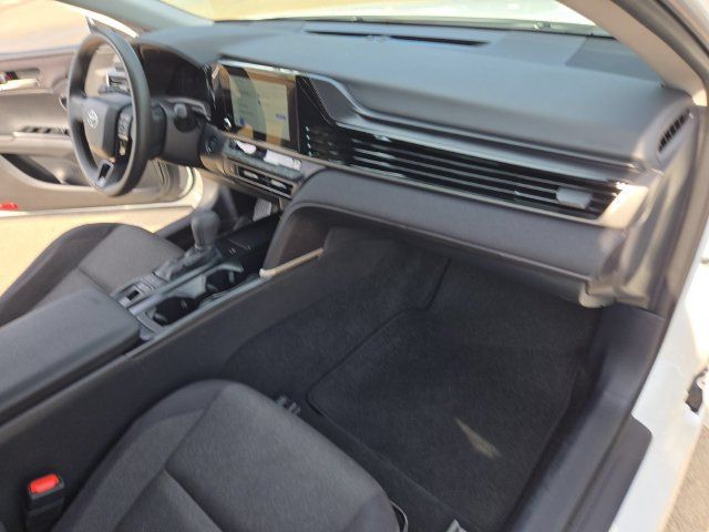 Used 2025 Toyota Camry LE FWD image 26