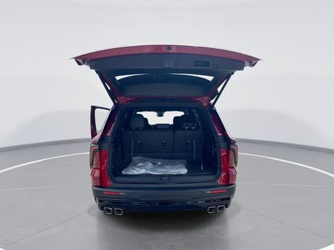 New 2026 Chevrolet Traverse LT w/ Midnight/Sport Edition FWD image 24