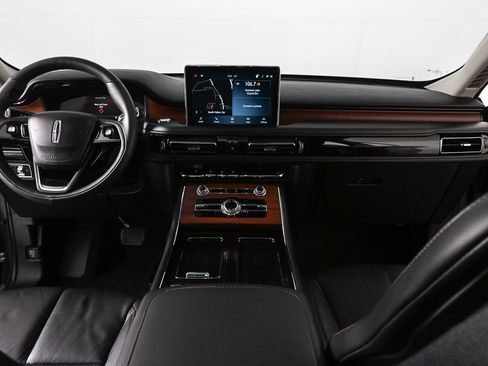 Used 2023 Lincoln Aviator Reserve w/ Elements Package Plus image 17