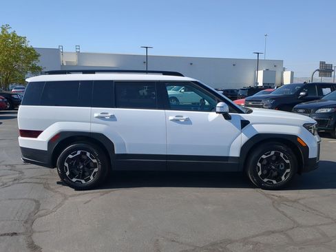 Certified 2026 Hyundai Santa Fe SEL AWD/4WD image 2