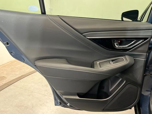 Used 2025 Subaru Outback Touring XT AWD/4WD image 18