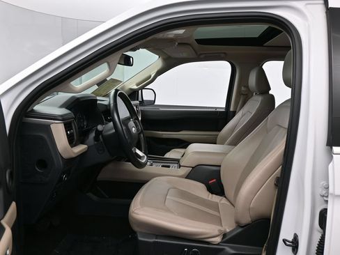 Used 2024 Ford Expedition Max Limited RWD image 12