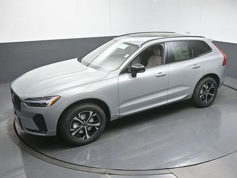 New 2026 Volvo XC60 B5 Core w/ Protection Package Premier image 45