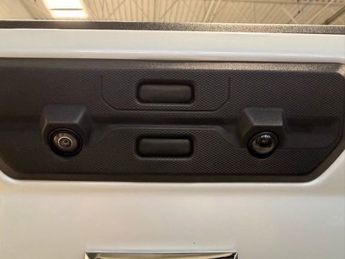 Used 2023 Chevrolet Silverado 3500 High Country image 7