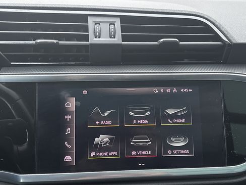 Used 2022 Audi Q3 2.0T Premium w/ Convenience Package image 17