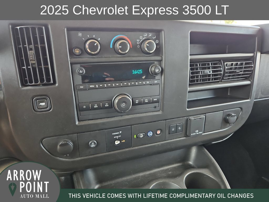 Used 2025 Chevrolet Express 3500 LT w/ LT Preferred Equipment Group RWD image 24