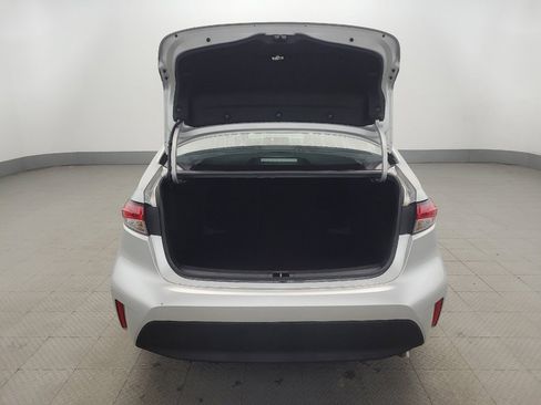 Used 2024 Toyota Corolla LE image 29