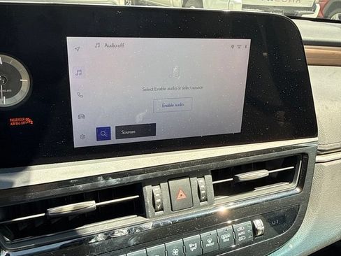 Used 2023 Lexus ES 350 w/ Premium Package FWD image 3