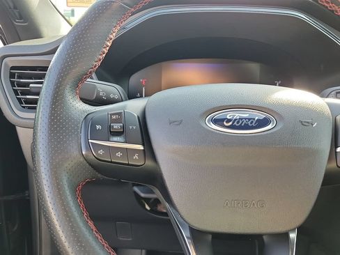 Used 2024 Ford Escape ST-Line FWD image 23