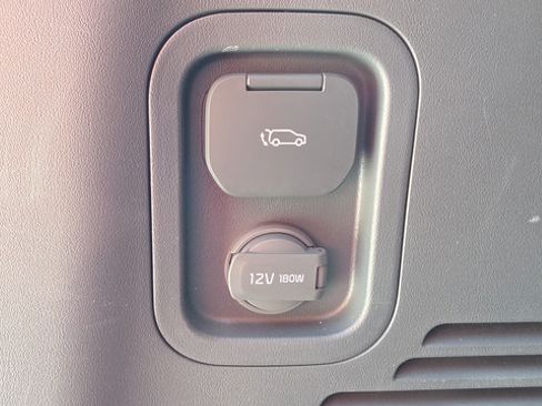 Used 2024 Kia EV9 Land AWD/4WD image 44