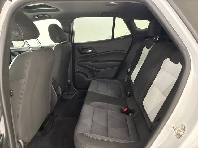 Used 2024 Chevrolet Trax RS w/ Sunroof Package FWD image 18