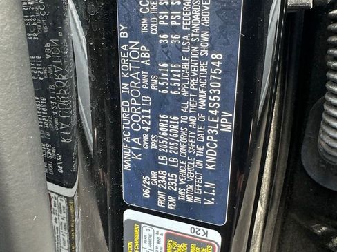 Used 2025 Kia Niro LX FWD image 8