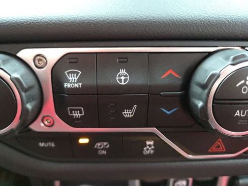 Used 2024 Jeep Wrangler Unlimited Rubicon 392 AWD/4WD image 9