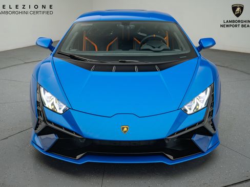 Used 2024 Lamborghini Huracan Tecnica image 7