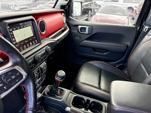 Used 2021 Jeep Wrangler Unlimited Rubicon w/ Dual Top Group image 26