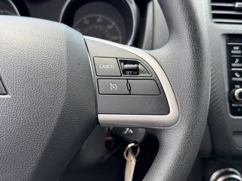 Used 2025 Mitsubishi Outlander Sport ES AWD/4WD image 19