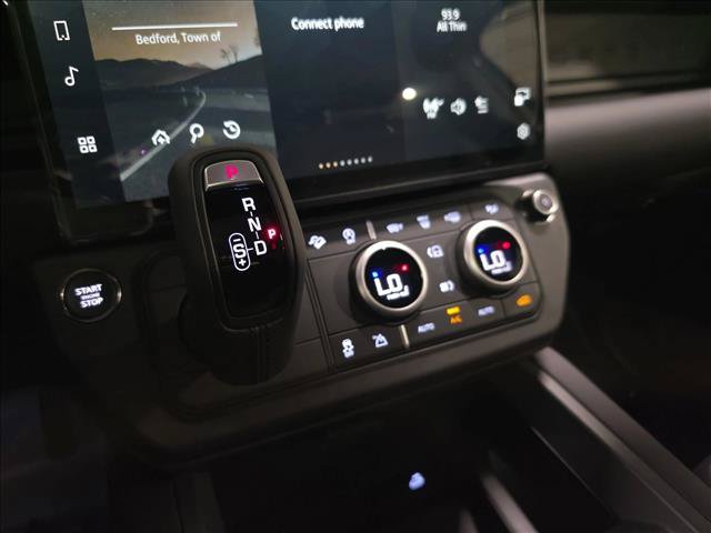 New 2026 Land Rover Defender 110 S AWD/4WD image 24