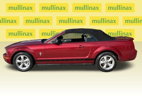 Used 2007 Ford Mustang Premium image 10